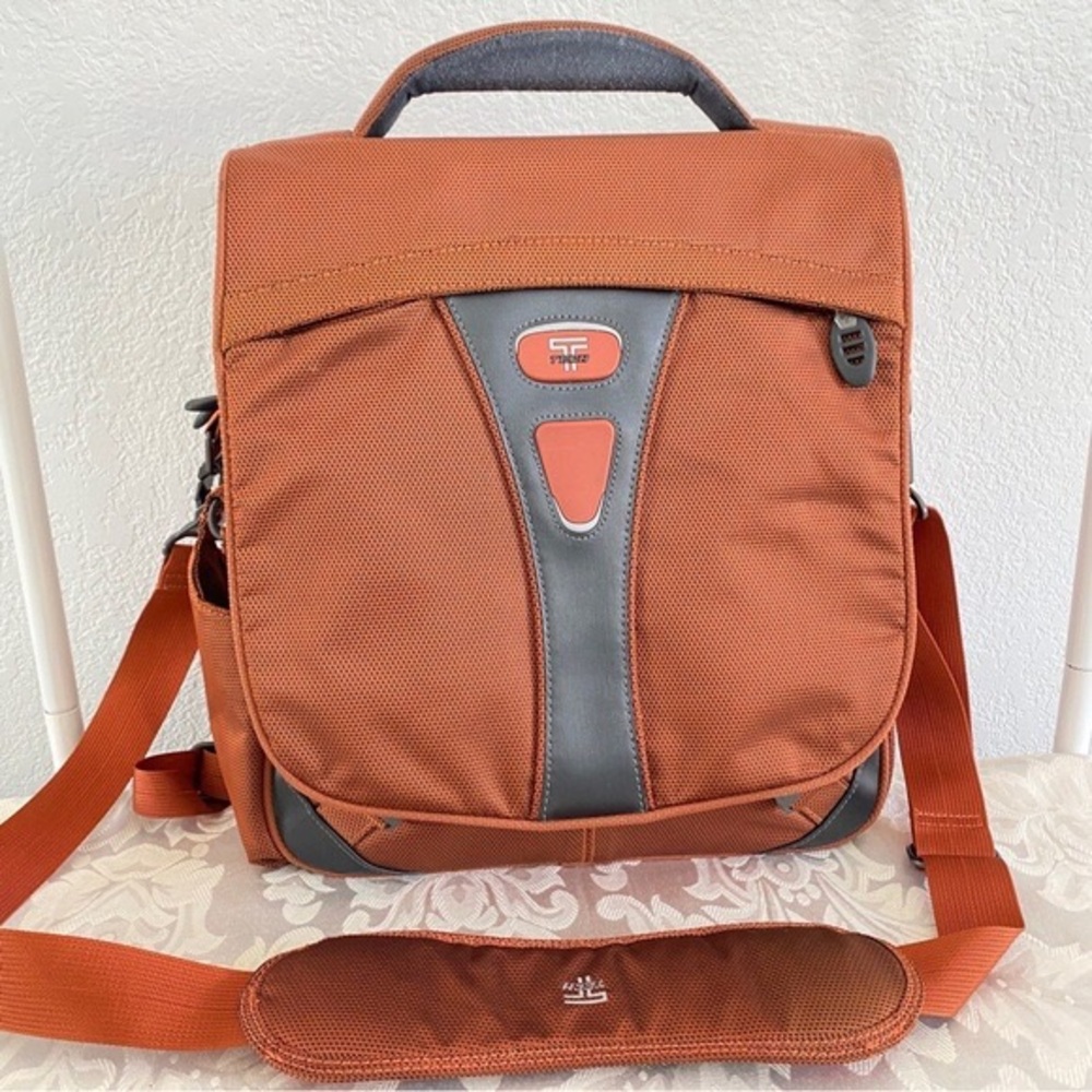 Tumi convertible organizer backpack